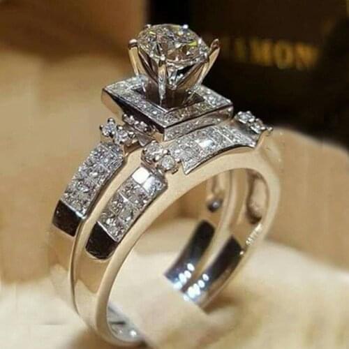 2pcs/set Elegant Wedding Engagement Pair Rings Set for Women Men Anniversary Jewelry with Full Shiny Zircon Accessories