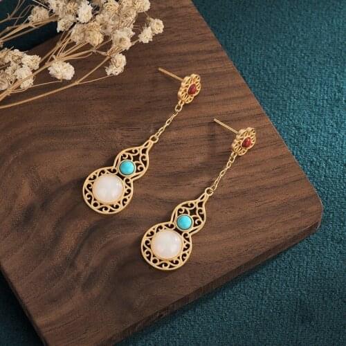 Delicate Gourd Flower Earrings for Women Elegant Chinese Ethnic White Chalcedony Earrings Craft Charm Jewelry Girls Gift M4