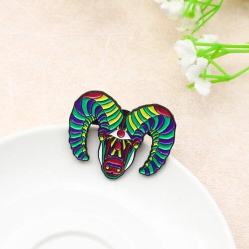 Multicolored ox horn National Art Brooches Creative animals cattle head Lapel Pin Japanese and Korean jewelry custom Badge Pins