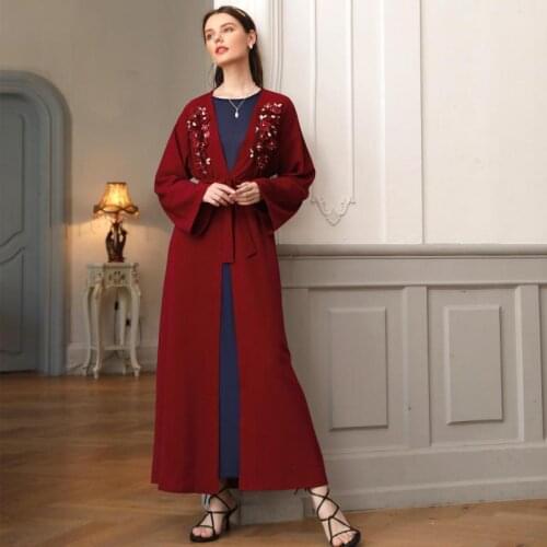 2021 Red Handmade Three-dimensional Flower Diamond Muslim Dress Arab Womens Robe Cardigan Open Kimono Jalabiya Dress Dubai