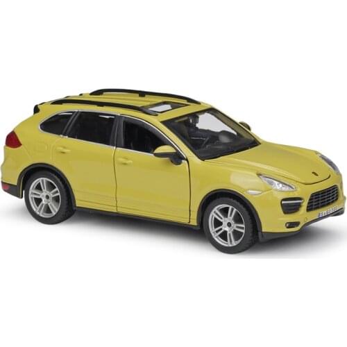 Bburago Diecast 1:24 Cayenne Turbo Racing Car Yellow Static Simulation Alloy Model Car Adult Collection Toy for Children