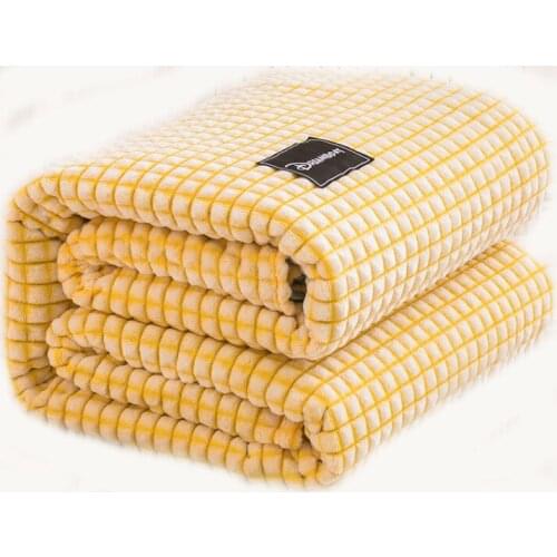 Super Soft Solid Color Flannel Blankets King Queen Thicken Bedspread Autumn Winter Thicken Warm Blankets