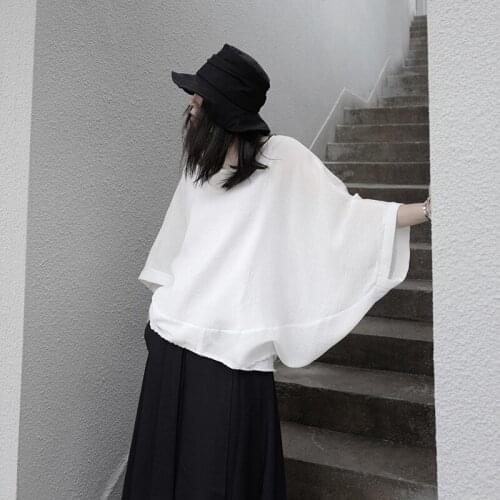 Lady summer new Style Yamamoto Japanese minority art irregular bat sleeve lantern sleeve short sleeve T-shirt