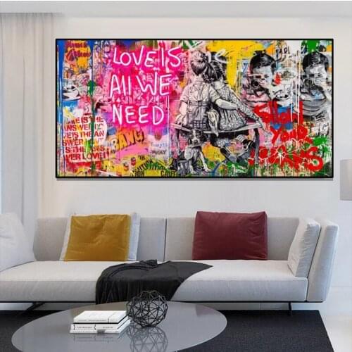 Street graffiti couple happy and sweet snuggle together canvas painting print poster home living room decoration painting