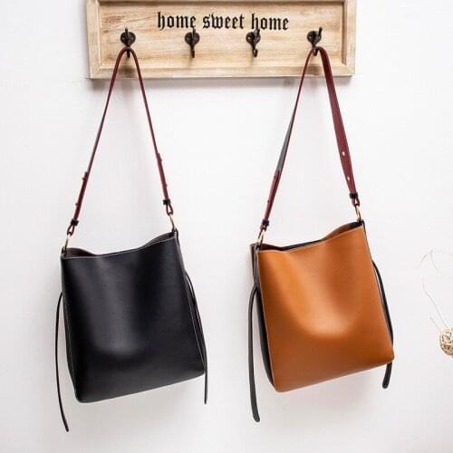 BLGBY Women's Shoulder Bags