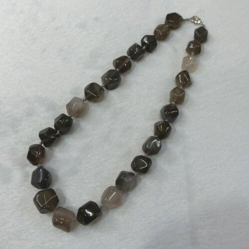 6pcs/lot Natural Quartz Stone Gray Agates Obsidian Colorful Choker Necklace Irregular String Energy Beaded Necklace Collar Free