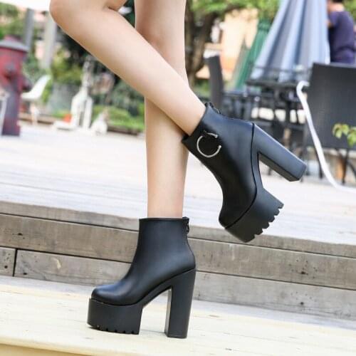 Punk Chunky Heel Woman Short Boots Sexy Zipper Woman Shoes Booties Ladies Clogs Platform Rivets Round Toe Ankle Booties