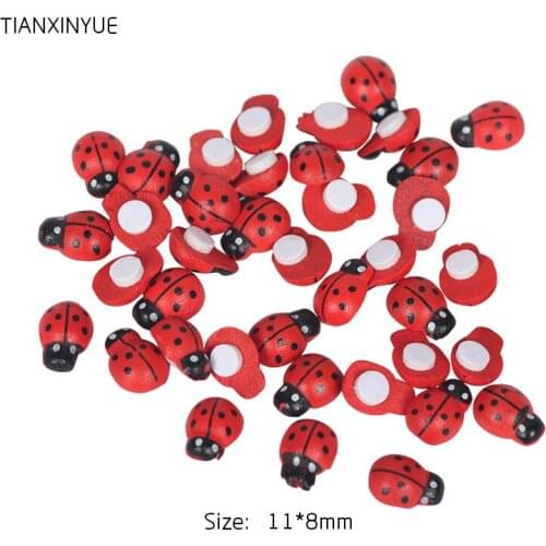 TIANXINYUE Glue stick button 100pcs/lot Red Ladybug Buttons Scrapbooking wooden Buttons Sewing Accessories