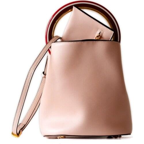 OUSSON 2021 New Design Leather Ladies Fashion Bucket Bag Exquisite Crossbody Bag Drawstring Bag