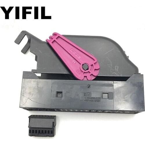 38 Pin/Way TE Sound System Amplifier Sound System Amplifier Plug Connector With Terminal For VW Audi 5K0 971 636/5K0 971 636A