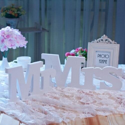 3PCS/Lot Romantic Wooden Letters Mr & Mrs Wedding Decoration Ornaments Home Birthday Party Supplies