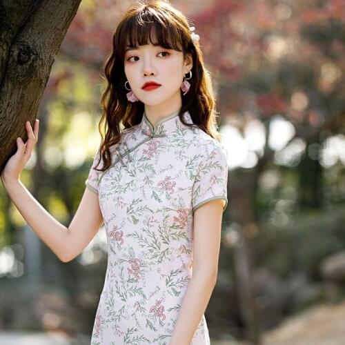 Qipao Chinese National Style Summer Vintage Short Sleeve Floral Printing Slim Ladies Sexy Qipao Dresses Thin Elegant Clothing