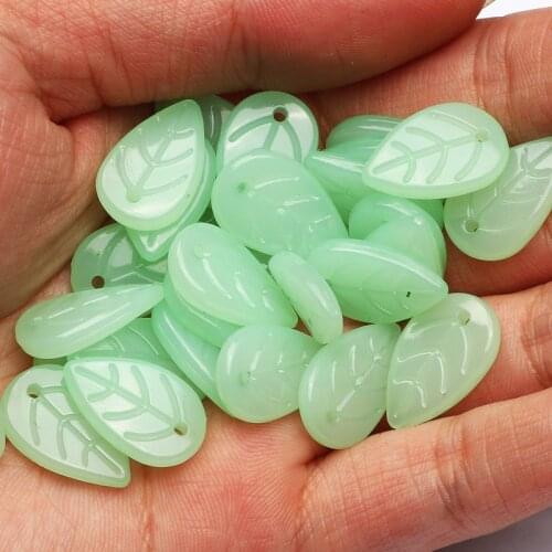50/100Pcs Jade Green Color Acrylic Beads Leaves Charms Beads For Jewelry Making DIY Hairpin Earrings Fashion Charm Accessories