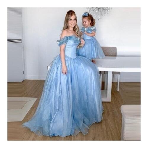 Lovely Princess Mom And Me Tulle Photo Shoot Dresses Cap Sleeves Ruffles A Line Organza Satin Mother And Kids Gown