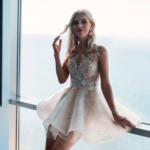 Elegant Champagne Short Homecoming Dresses Scoop Sleeveless Organza Party Dresses Knee-Length Pleated A-Line Prom Dresses