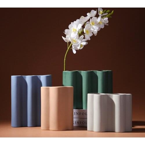 Creative Ceramics Clouds Shape Vase Porcelain Geometry Flower Holder Chinaware Room Decor Art and Craft Ornament Accessories