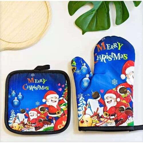 2021 New Double Layer Kitchen Utensils Christmas Printing Oven Gloves anti Scald Heat Insulation Microwave oven Gloves Set