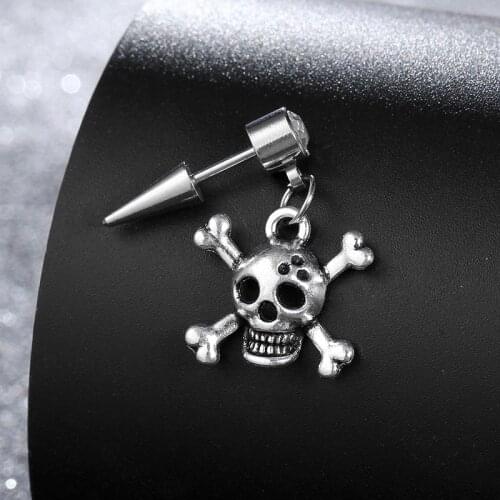 2019 Mens Jewelry Earrings Studs Retro Style Gothic Skull Pirate Skull Motorcycle Titanium Steel Earring Body Piercing