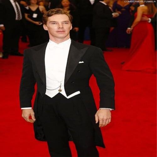 Red Carpet Black Tailcoats Blazer White Waistcoat 3 Pieces Mens Wedding Prom Suits Morning Style Groom Tuxedos