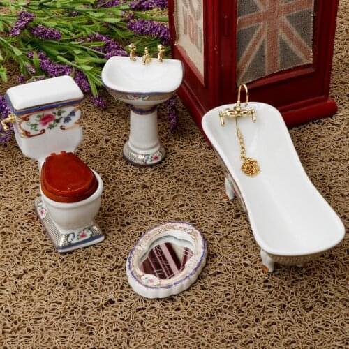 4 Piece Bathroom Decoration Toilets Bathtubs Set Dollhouse Miniature