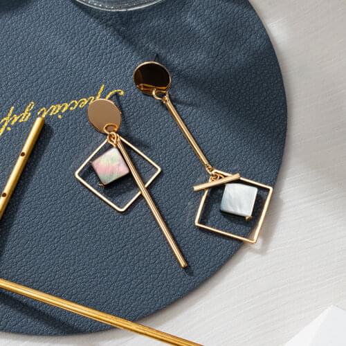 Luxury Unusual Long Style Fashion Earrings for Women Acrylic Pendant Korea Style Jewelry 2021 Trend Wedding Female Gift Earrings