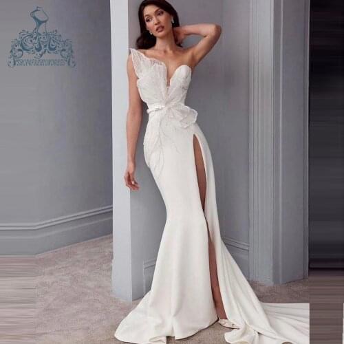 Chic Asymmetry Ruffles Neck Beads Flower Mermaid Prom Gowns High Quality Side Split Formal Party Dress 2021 Prom Dresses