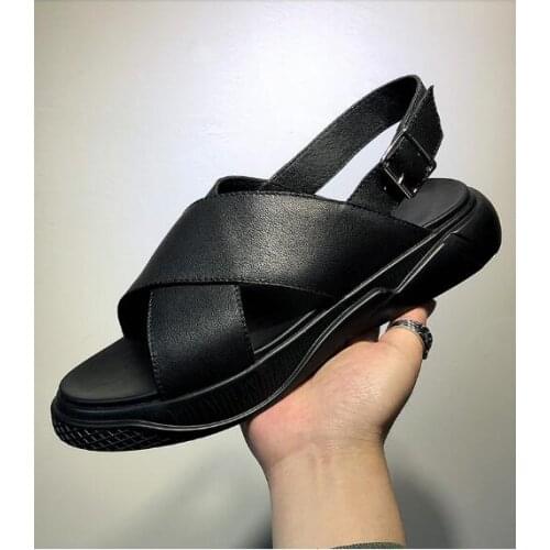 Rome Style Summer Gladiators Flat heel Buckle Strap Mens Sandalias Beach Leisure Shoes Black Color