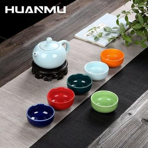 7Pcs/Set Ceramics Tea Set 1 Teapot and 6 Cups of Different Colors Chinese Style Home Tea Set Teacup Set Red Drinkware