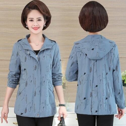 Women 2021 Spring Autumn New Middle-aged Printed Jackets Female Long Sleeve Thin Coats Ladies Loose Casual Hooded Overcoats W226
