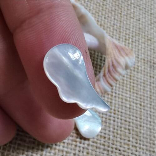 300pcs/lot Natural swan Wing Mother Of Pearl Shell for DIY Jewelry Flat bottom cut shell