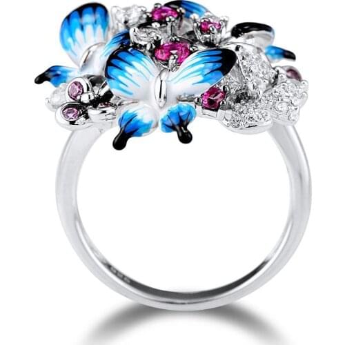 Ofertas Whole Sale 2020 Modern Fashion Sweet Three Butterfly Animal Colorful Crystal Engagement Design Rings for Women