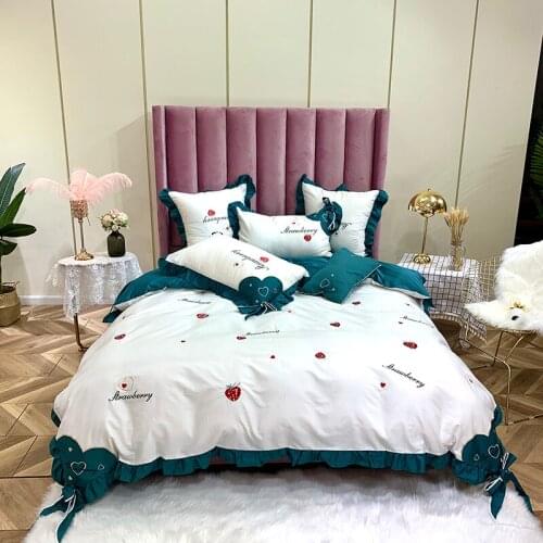 4/6pcs Egyptian Cotton Duvet Cover Set Girls Princess Strawberry Embroidered Bedding Sets Ruffle Quilt Covers Bow Pillow Shams