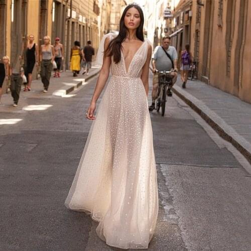 Sexy Wedding Dresses Deep V Neck Shiny Sequins Bridal Dress 2021 Vestido de Noiva Plus Size Boho Beach Wedding Gowns Women