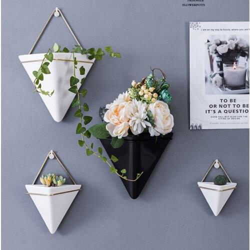 NORDIC WALL-MOUNTED WROUGHT IRON TRIANGLE FLOWER POT INS WALL HANGING FLOWER POT GREEN CHRYSANTHEMUM VASE CACHEPOT FOR FLOWERS