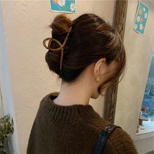 2021 Korean Solid Big Hair Claws Elegant Wooden Leopard Hair Clips Hairpins Barrette Headwear for Women Girls Hair Accessories