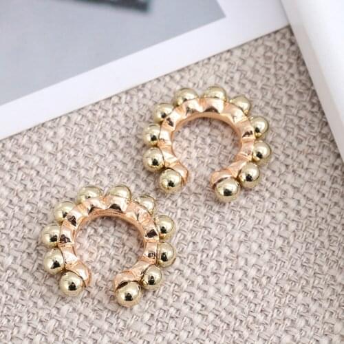 Alloy Ear Clips Simple Fashionable Ear Clips Creative Bead Ear Clips for Woman (White)