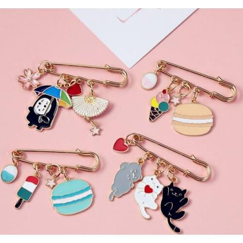 2020 Cute Cartoon Japan Anime Spirited Away Kitty Icecream Keychain Women Metal Buckle Brooch Key Chains Bag Pendent D628