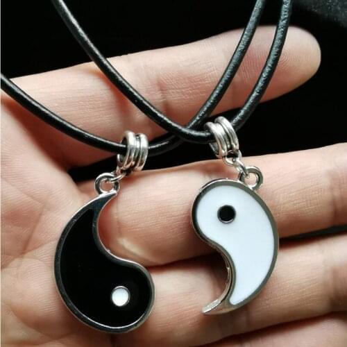 Paired Pendants Necklace For Couples BFF Tai Chi Yin Yang Leather Chain White Black Friendship Couples Necklaces Jewelry