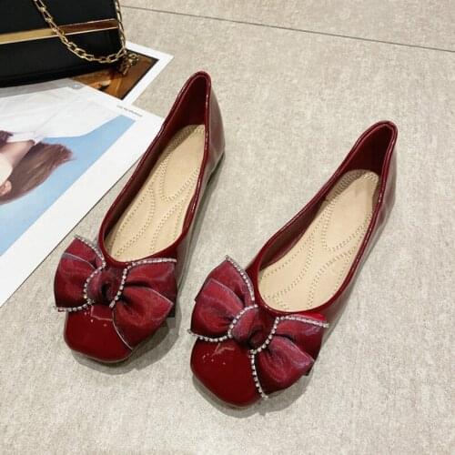 Newest Womens Shoes Fashion Luxury Women Soft Flat Butterfly Knot Red Wine Ballet Flats Comfortable Patent Leather Women Shoes