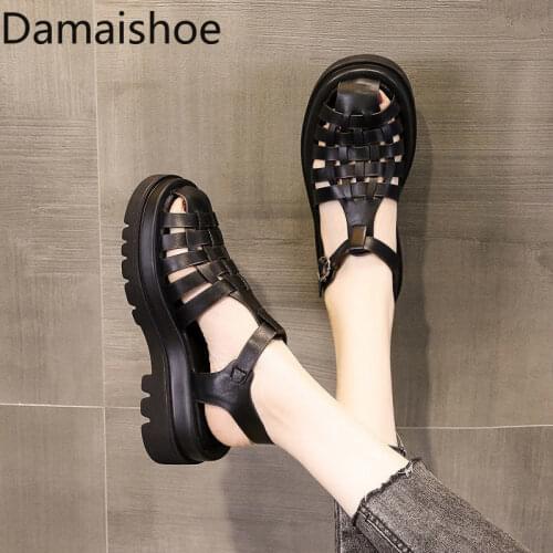 Closed Toe Sandals For Women 2021 New Summer Platform Thick Bottom Shoe Comfortable All-Matching Hollow Roman Shoes For Students