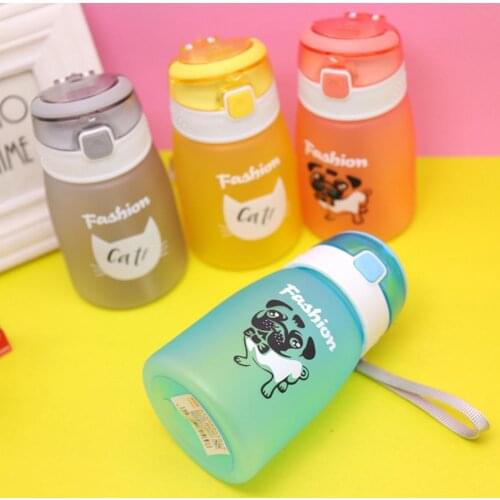 Cute Baby Cups Gradient Matte Texture Animal Dog Pattern Bottle Thickening Food Grade Built-in Straw Kids Sippy Cup for Trip