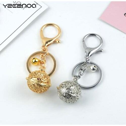 Hollow Lace Round Bell Pendant Keychains For Women Key Chains Rings Luxury Car Keyring Holder Charm Bag Accessories Gifts