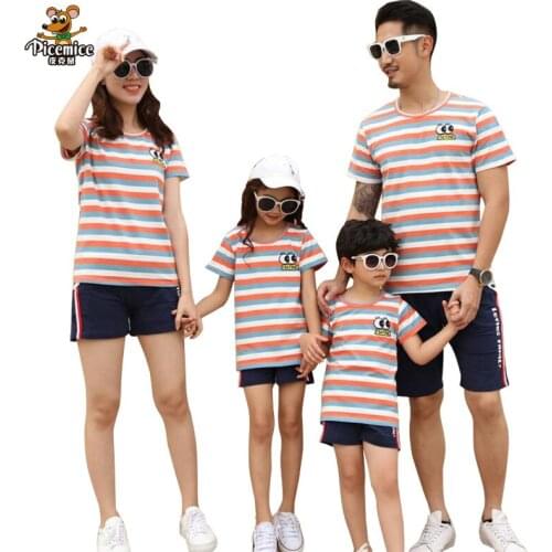 Family Look 2020 Summer Style T-shirt Short Pants Mother Daughter Clothes Family Matching Outfits Father Son Clothes Set