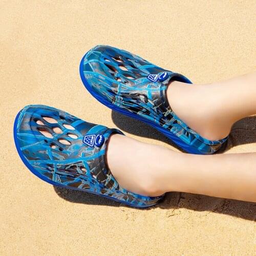 Classic Slip On Garden Clog Shoes Men Quick Drying Summer Beach Slipper Breathable Outdoor Sandals Platform Gardening shoes