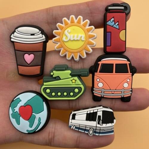 Single Sale 1Pcs Cute Cartoon Decorations Shoe Decoration PVC Slipper Accessories For Croc Jibz Kids Party Gifts 10P-4L-1