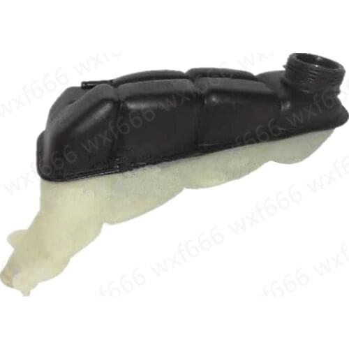 Water tank kettle Water bottle W210mer ced es-be nzE240 Liquid storage tank Back to the kettle Antifreeze kettle Coolant kettle