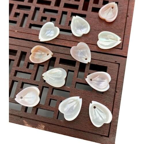 Natural Sea Shell Pendant Petal Necklace Pendant Pink White Shell DIY Handmade Bracelet Earrings Jewelry Accessories Charm 1pcs