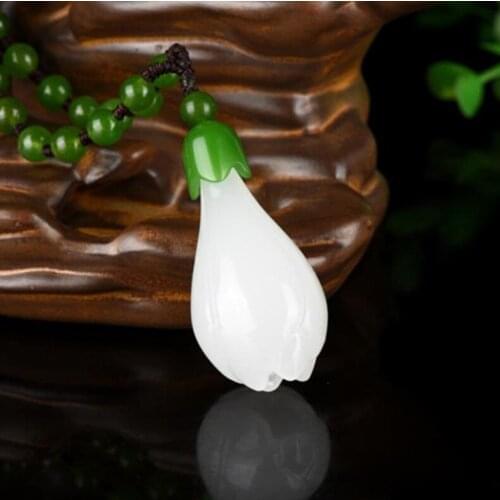 Fine jewelry Natural fine jewelry Natural green Hand carving Orchid he Tian Bai Magnolia Jade Pendant Pendant