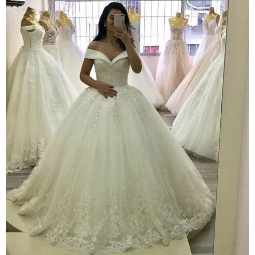 Luxury Crystal Beads Princess Wedding Dresses Lace Applique V Neck Off Shoulder Bridal Gowns With Lace Up Back vestido de noiva