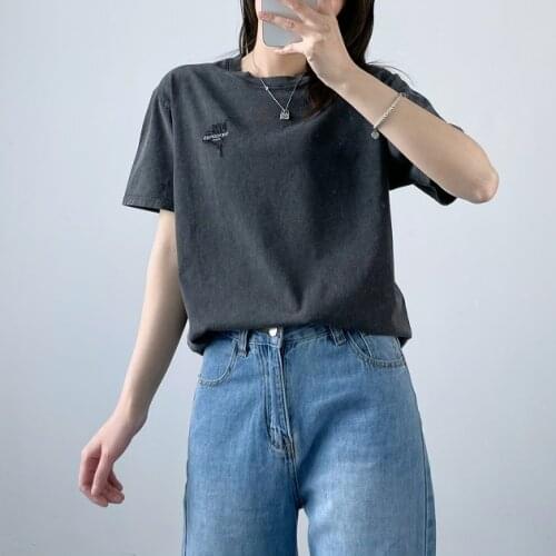 2021 Spring and Summer Retro Vintage Bouquet Embroidery Short Sleeve Woman Tshirts Black T Shirts